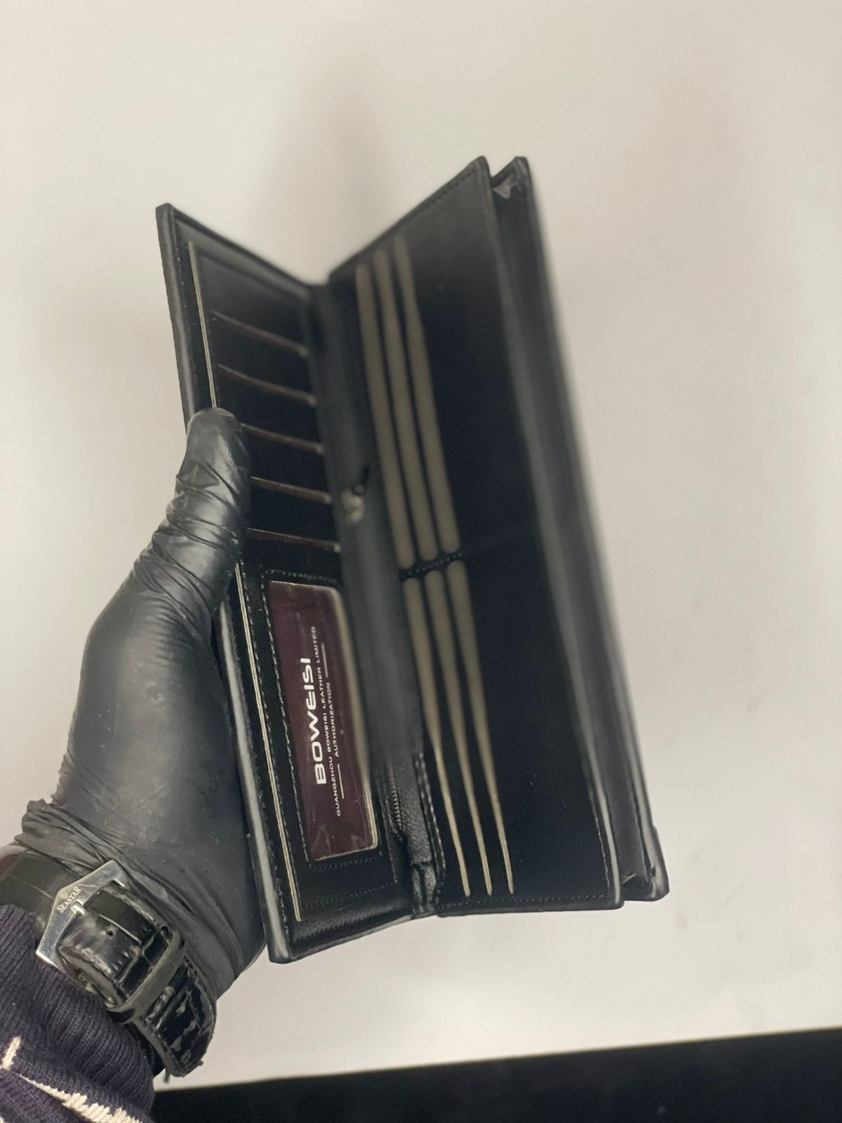 Men Texture Wallet - Image 4