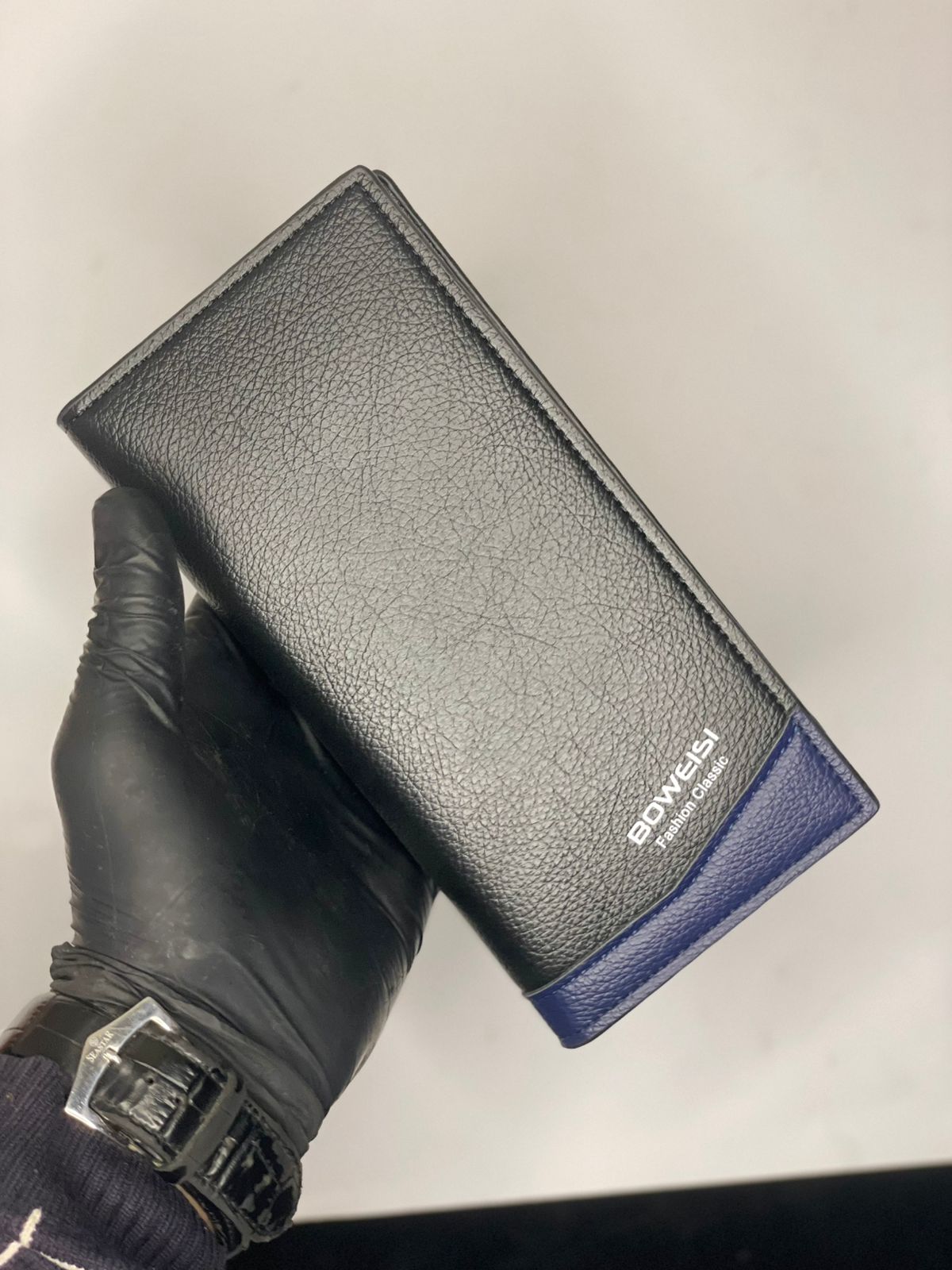 Men Texture Wallet - Image 3